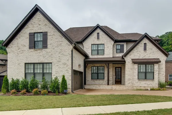 $849,400 | 1031 Tiane Trail, Gallatin, TN 37066