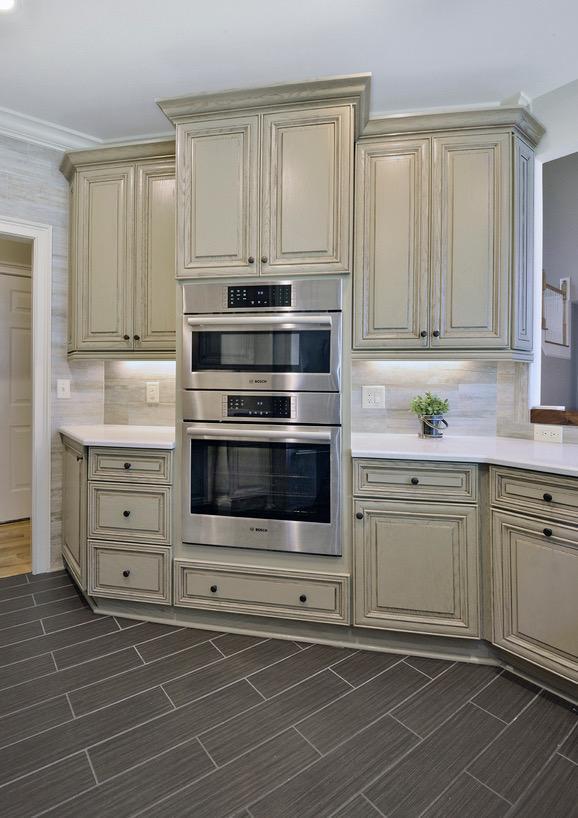 1812 Greeley Road Mount Pleasant, SC 29466 - Photo 13 of 47 Oven/Microwave