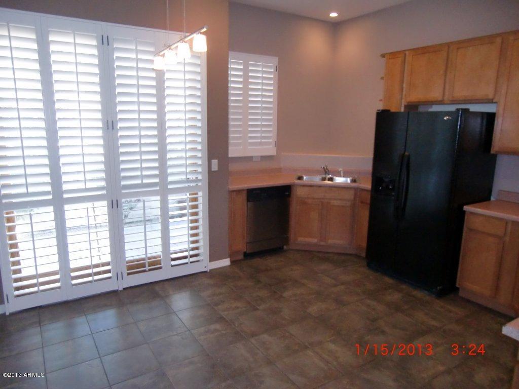 1750 East Ocotillo Road, Unit 9 Phoenix, AZ 85016 - Photo 3 of 16 CIMG3882