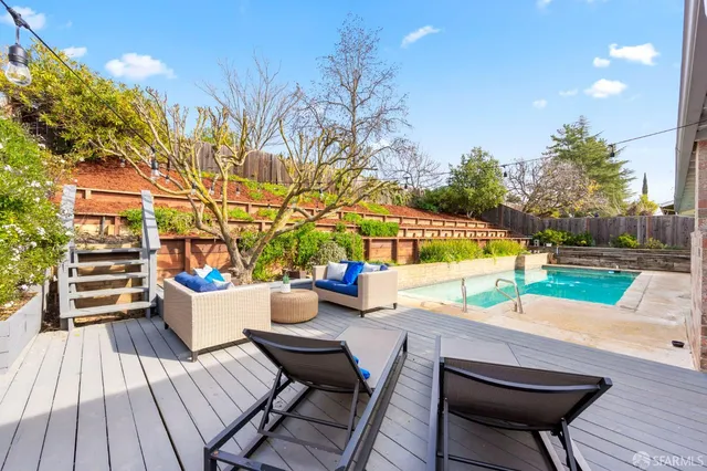 $999,999 | 1548 Fieldcrest Drive, Pleasant Hill, CA 94523