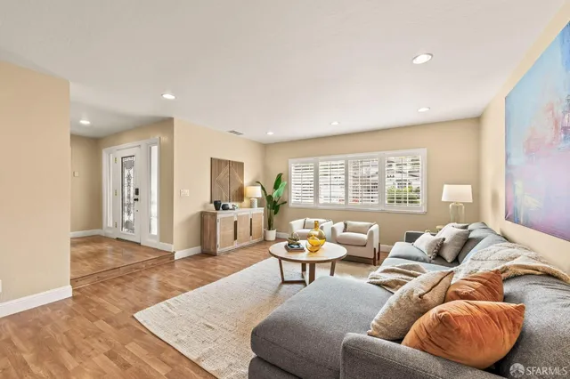 $999,999 | 1548 Fieldcrest Drive, Pleasant Hill, CA 94523