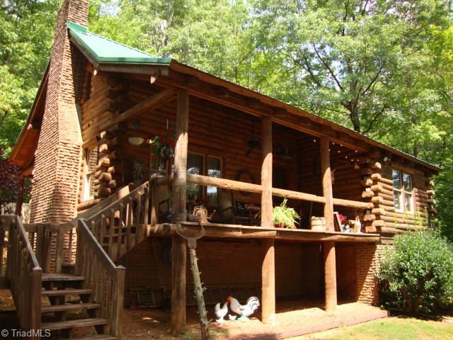 3145 Cunningham Road Thomasville, NC 27360 - Photo 3 of 30