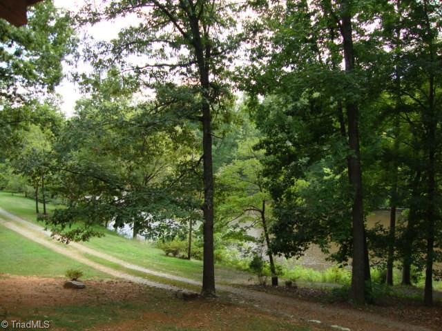 3145 Cunningham Road Thomasville, NC 27360 - Photo 21 of 30