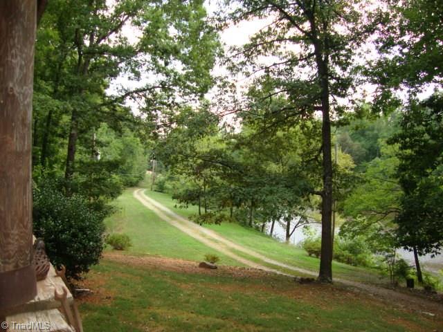 3145 Cunningham Road Thomasville, NC 27360 - Photo 23 of 30