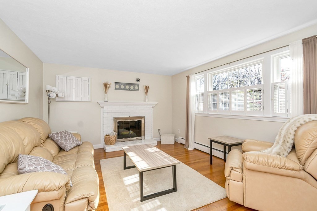 4 Charlotte Road Wilmington, MA 01887 - Photo 11 of 40 Gallery Image 11