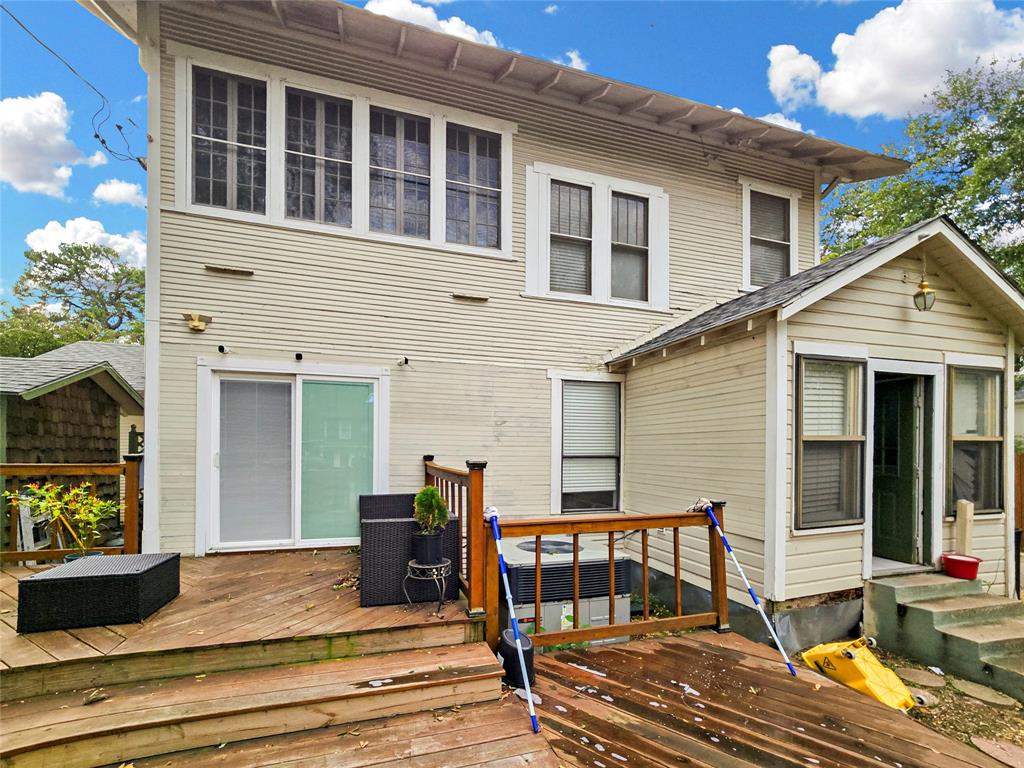 502 Griffith Avenue Terrell, TX 75160 - Photo 15 of 25 a view of a house with sitting area