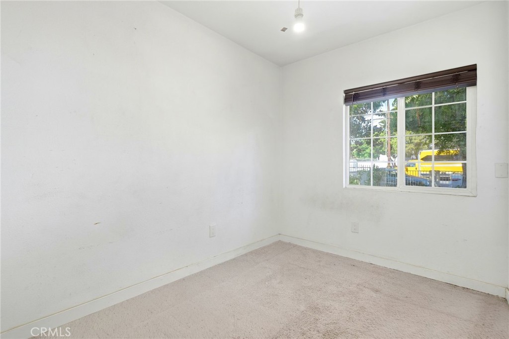 18308 Gresham Street Northridge, CA 91325 - Photo 8 of 13