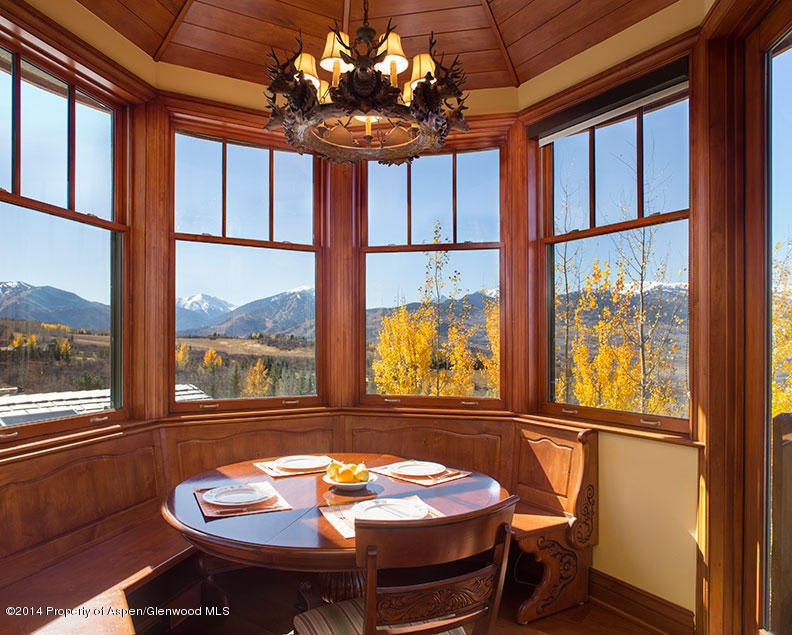 220 North Starwood Road Aspen, CO 81612 - Photo 35 of 47 Breakfast sitting area