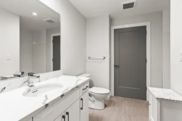 $2,400 | 30 Collins Avenue, Saugus, MA 01906