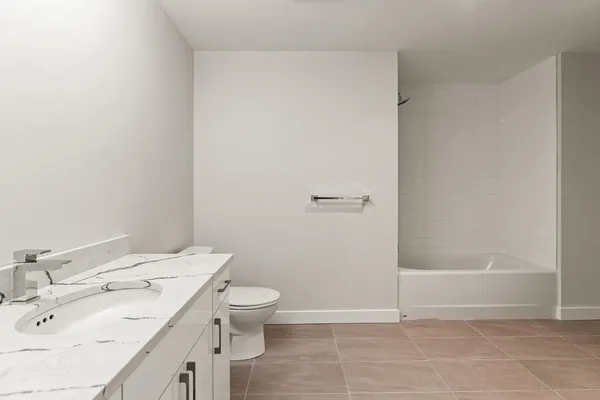 $2,400 | 30 Collins Avenue, Saugus, MA 01906