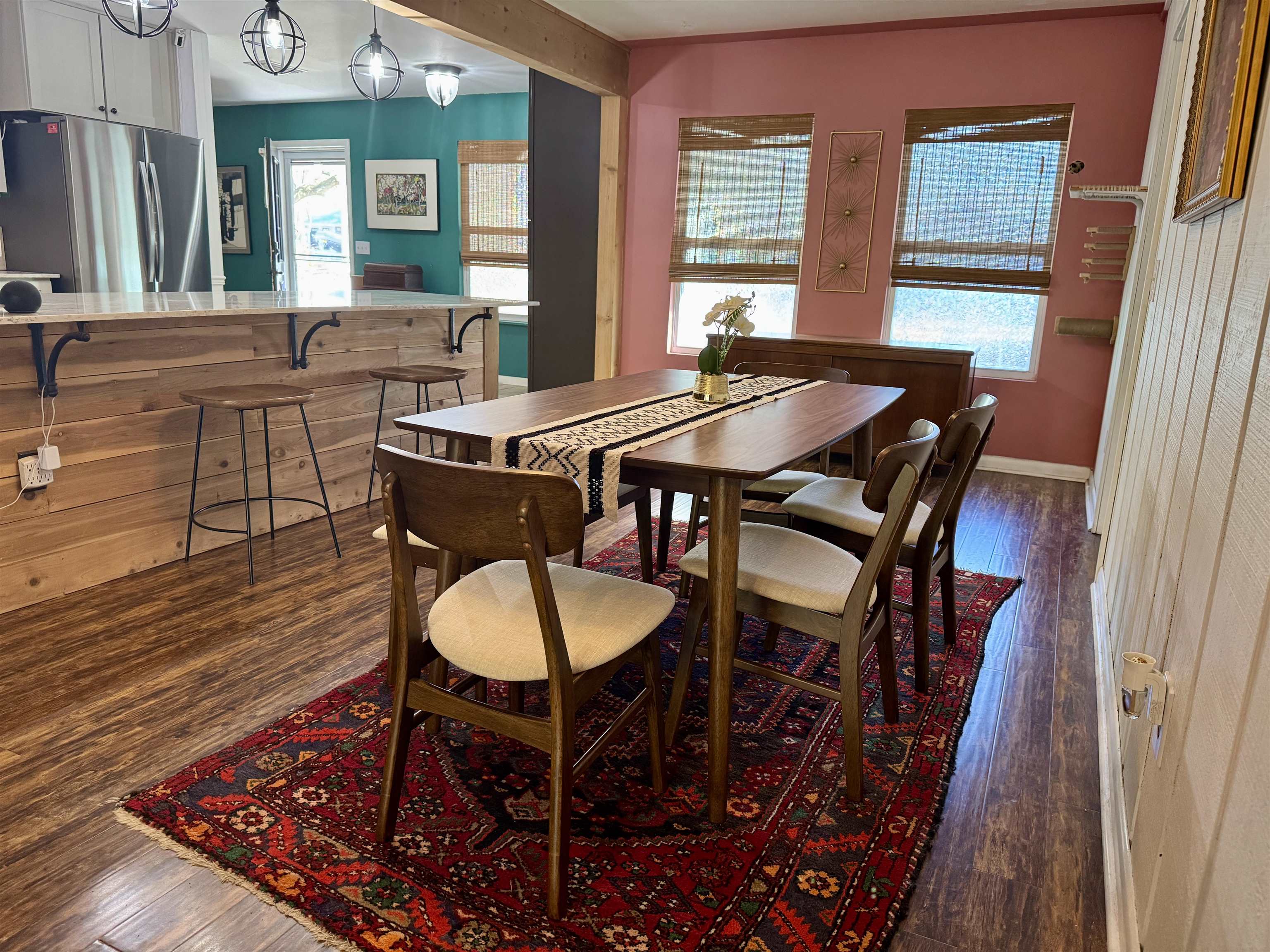 129 Pelican Road St. Augustine, FL 32086 - Photo 12 of 35 a dining room with furniture and wooden floor