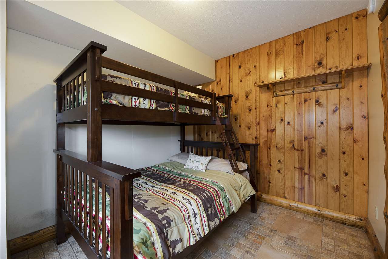 2022 Dockery Road Williamsburg, MI 49690 - Photo 16 of 52 1874131-15.JPG