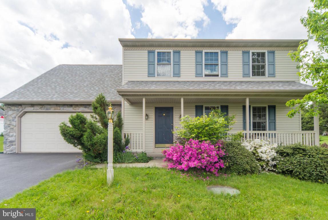 20 Foxrun Terrace Lititz, PA 17543 - Photo 1 of 15
