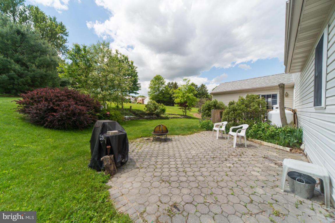 20 Foxrun Terrace Lititz, PA 17543 - Photo 13 of 15