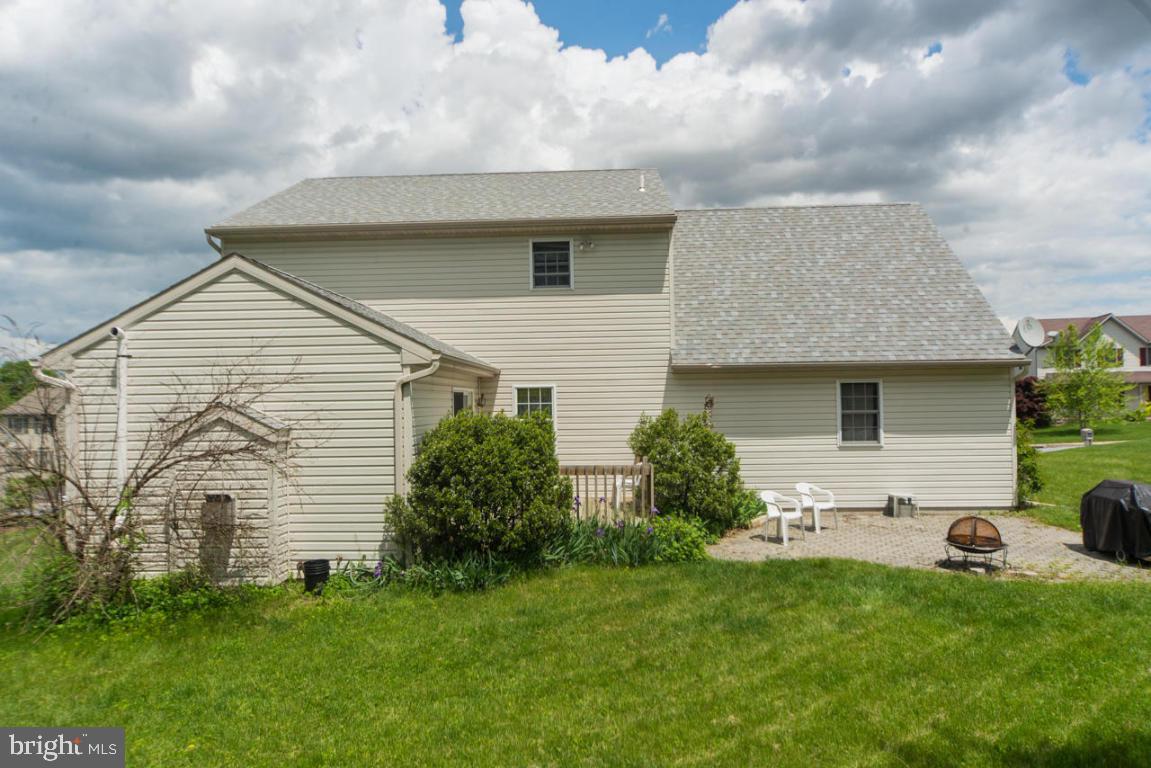 20 Foxrun Terrace Lititz, PA 17543 - Photo 14 of 15