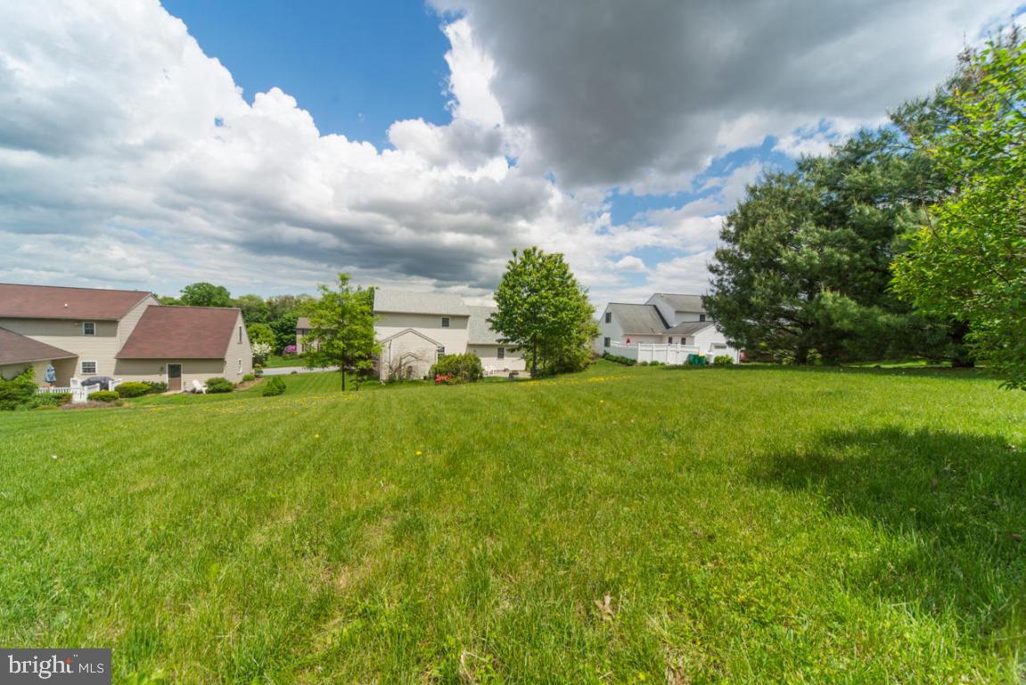 20 Foxrun Terrace Lititz, PA 17543 - Photo 15 of 15