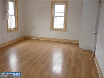 219 Middleton Street Riverside, NJ 08075 - Photo 6 of 10