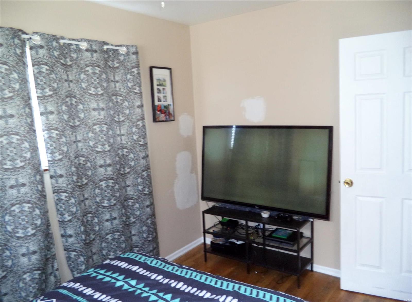 916 Raford Court St. Louis, MO 63137 - Photo 12 of 56 Gallery Image 12