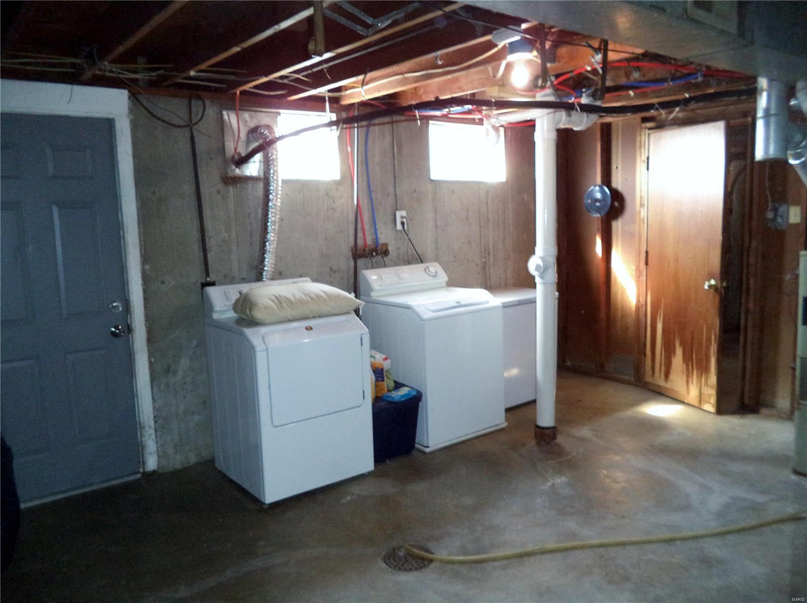 916 Raford Court St. Louis, MO 63137 - Photo 48 of 56 Gallery Image 48