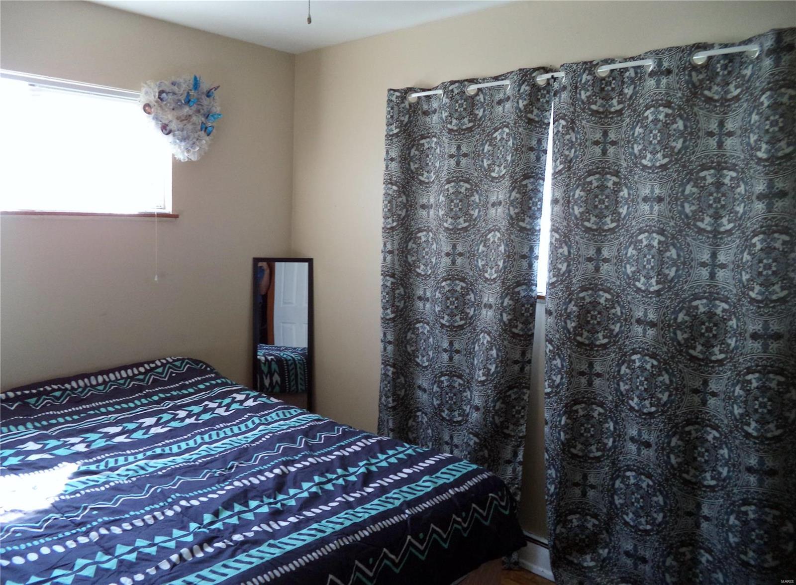 916 Raford Court St. Louis, MO 63137 - Photo 10 of 56 Gallery Image 10