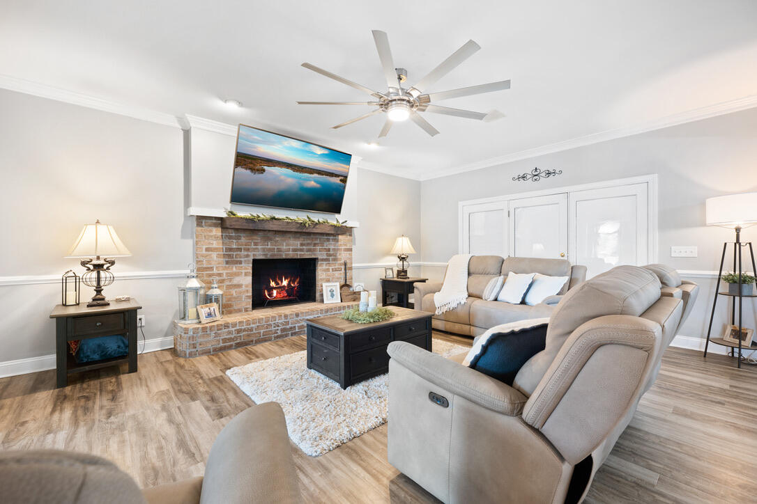 1401 Cooper River Boulevard Moncks Corner, SC 29461 - Photo 12 of 50 73D92839-9DF2-4A95-8A91-C7CA5353F968_1_1