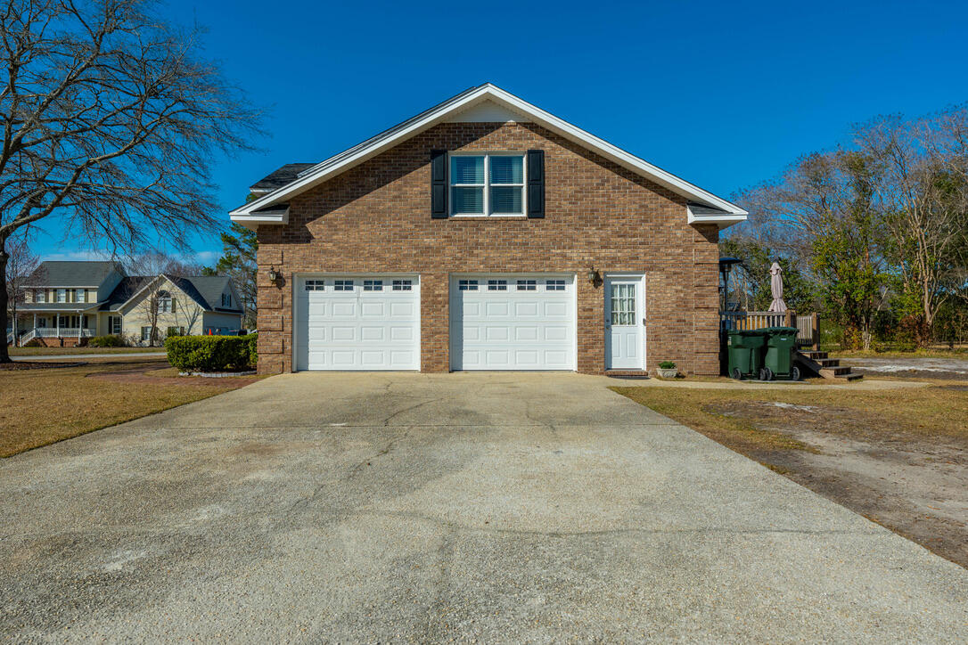 1401 Cooper River Boulevard Moncks Corner, SC 29461 - Photo 34 of 50 D5A066BE-722C-4E45-8991-5776FE395EBA_1_1