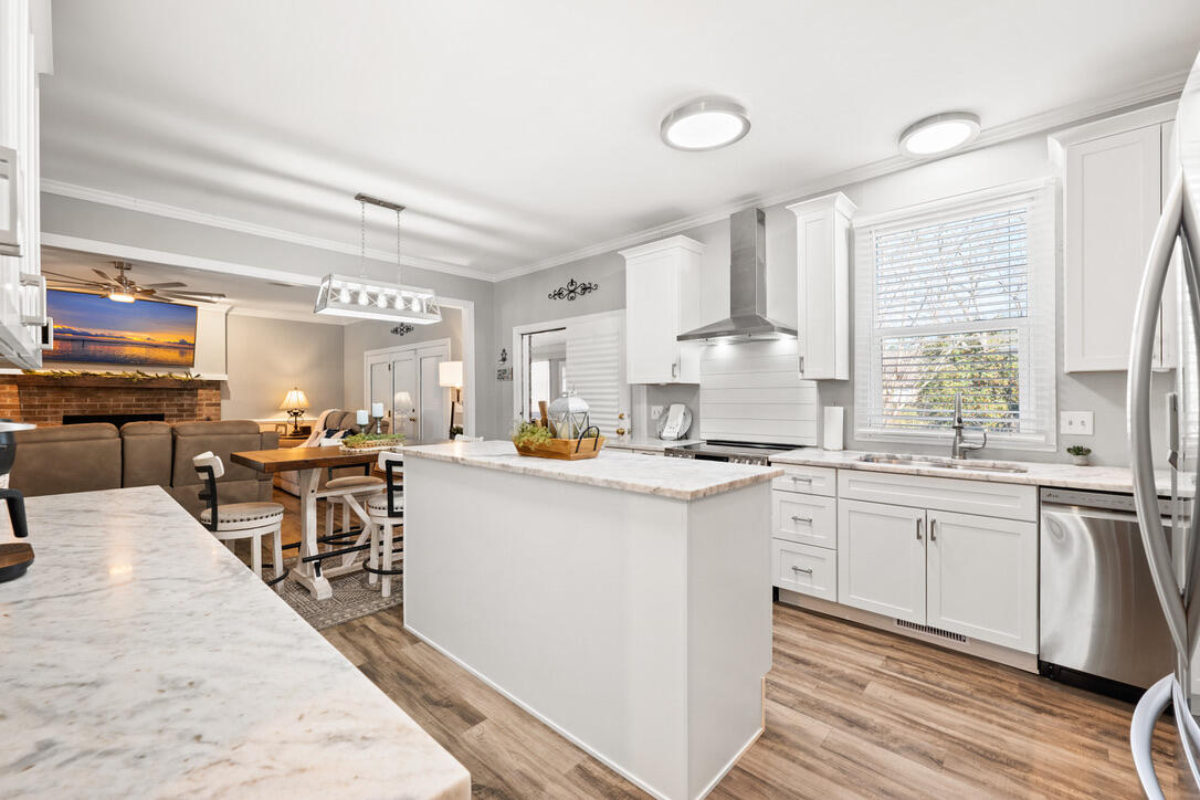 1401 Cooper River Boulevard Moncks Corner, SC 29461 - Photo 8 of 50 3B76B9B7-44B5-4C91-A0FF-F78663AD4029_1_1