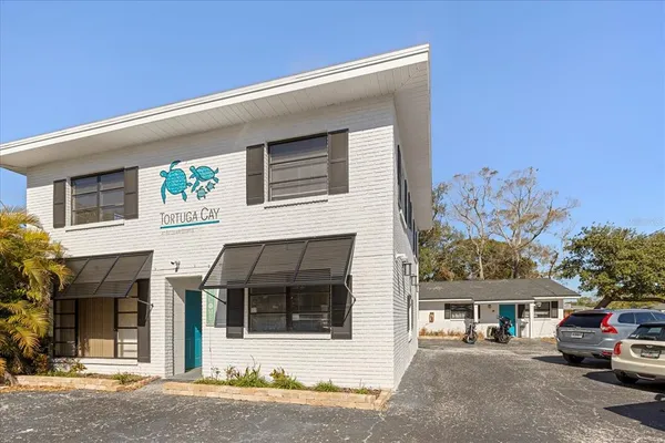 $950,000 | 2643 Pinehurst Avenue, Belleair Bluffs, FL 33770