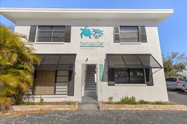 $950,000 | 2643 Pinehurst Avenue, Belleair Bluffs, FL 33770