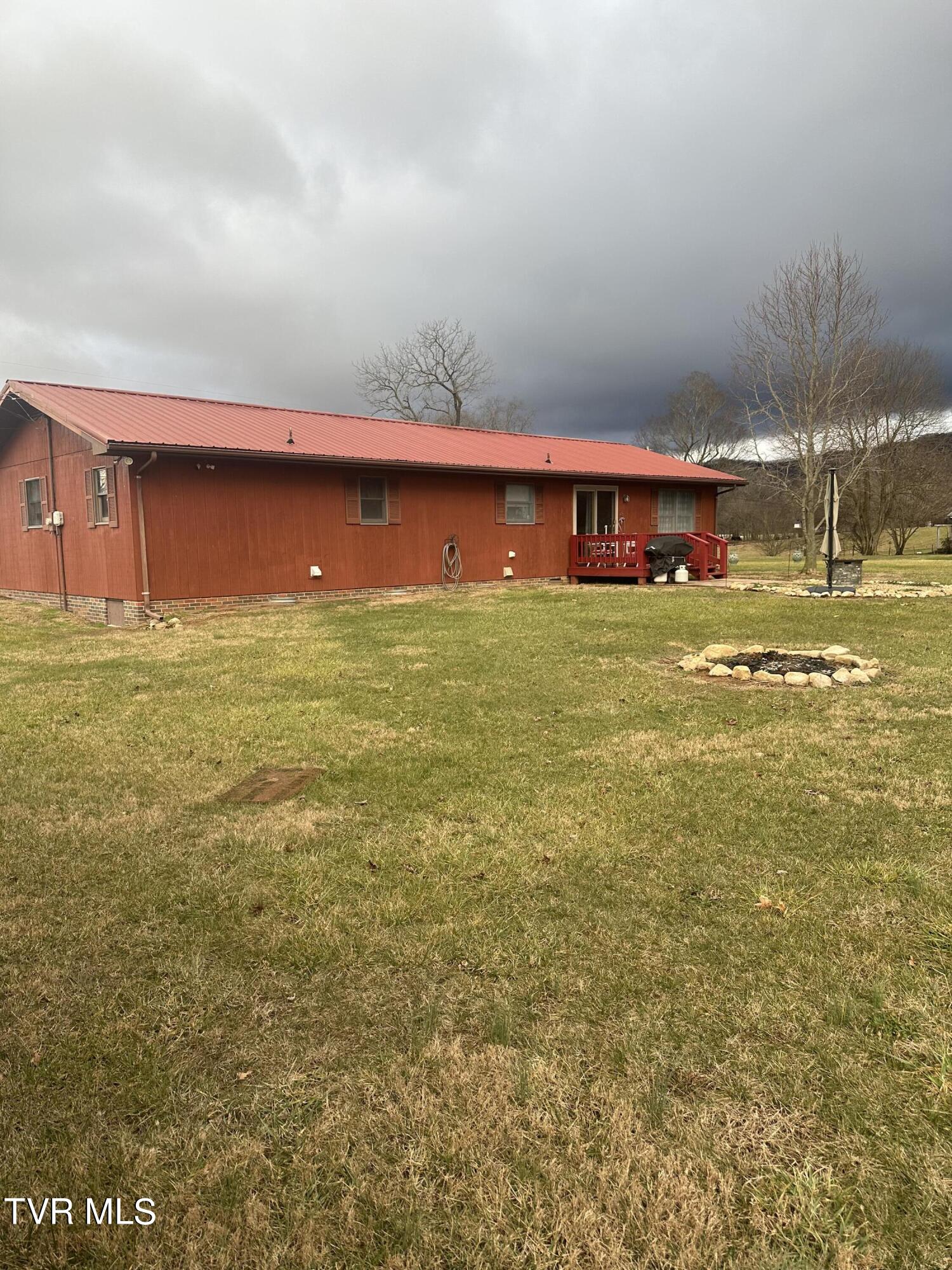 109 Teresa Moore Road Chuckey, TN 37641 - Photo 3 of 24 Back