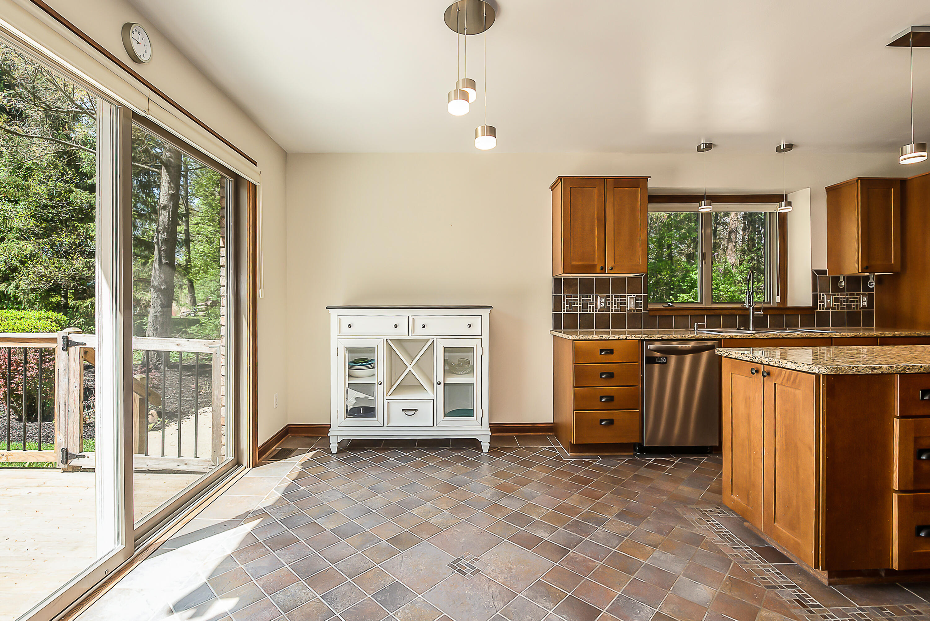 8544 Far Ravine Drive Pinckney, MI 48169 - Photo 14 of 69 DSC_1238