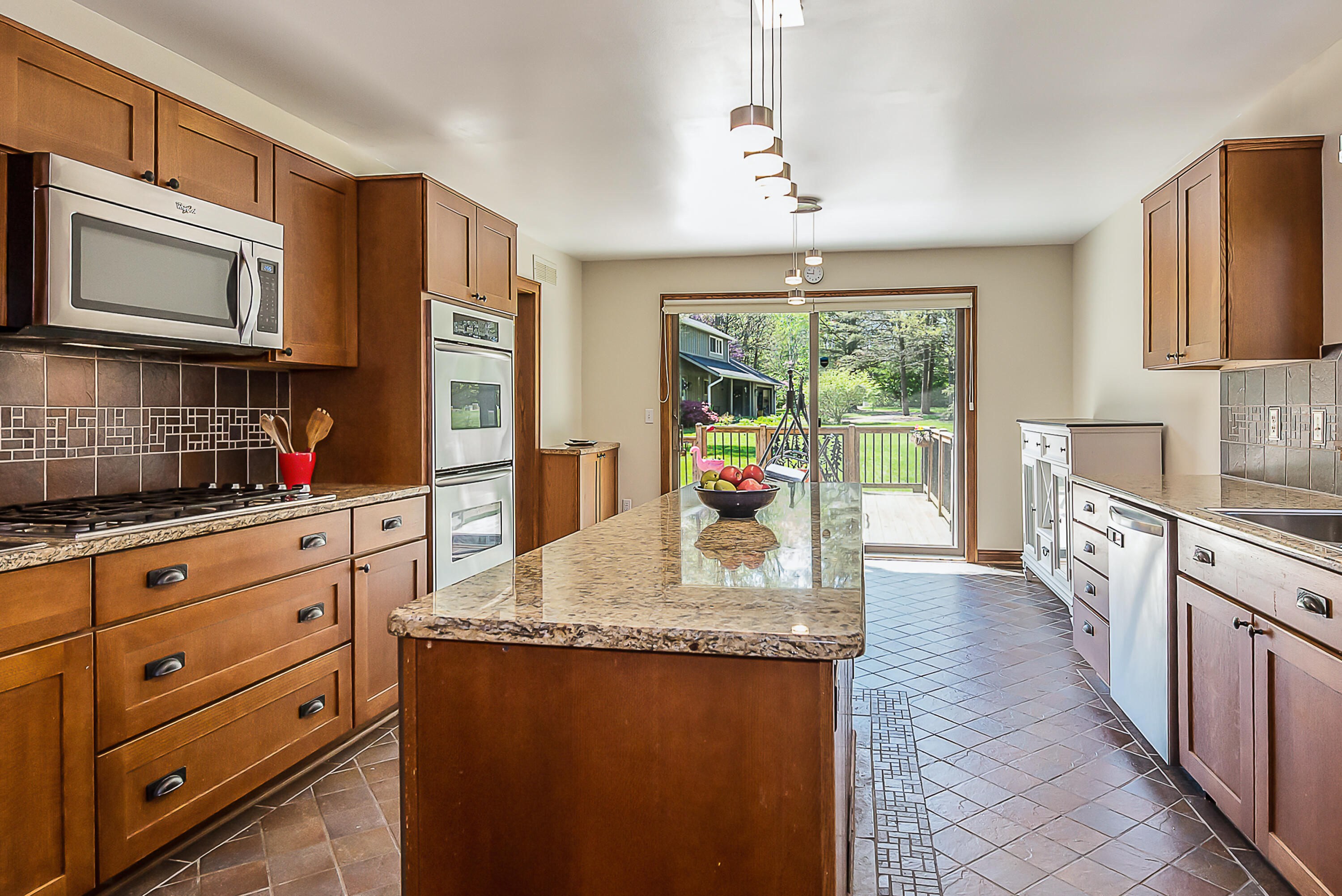 8544 Far Ravine Drive Pinckney, MI 48169 - Photo 19 of 69 DSC_1269