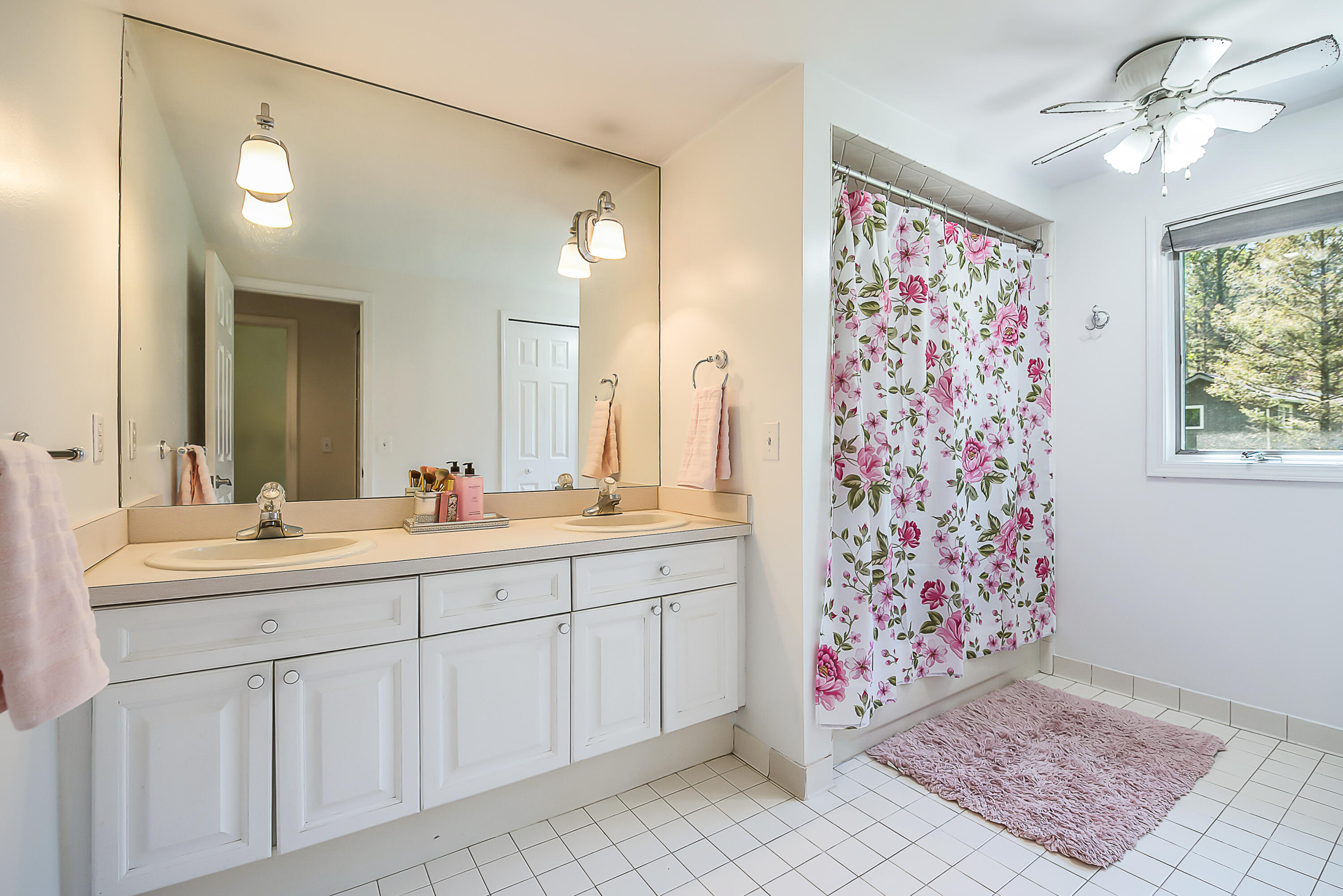 8544 Far Ravine Drive Pinckney, MI 48169 - Photo 38 of 69 DSC_1524