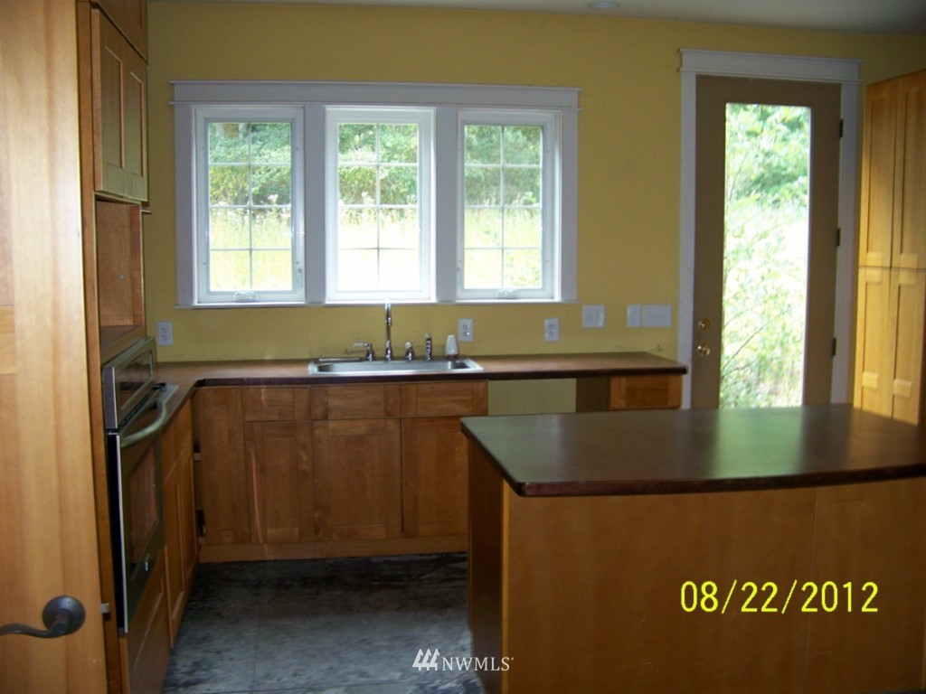 92 Tripp Road Sequim, WA 98382 - Photo 4 of 11