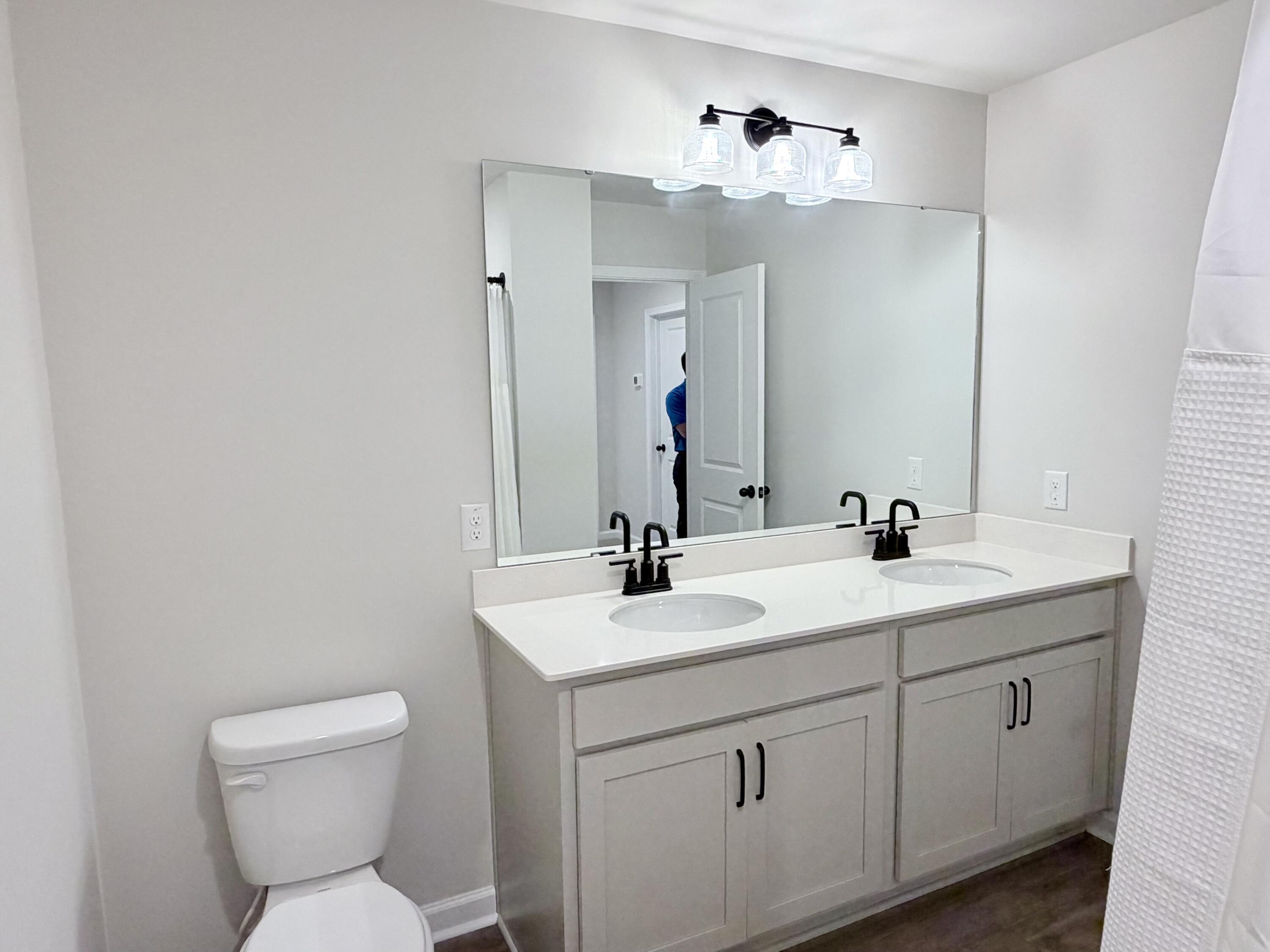 5138 Double Eagle Loop Summerville, SC 29485 - Photo 23 of 35 Shared full bathroom on 3rd flr