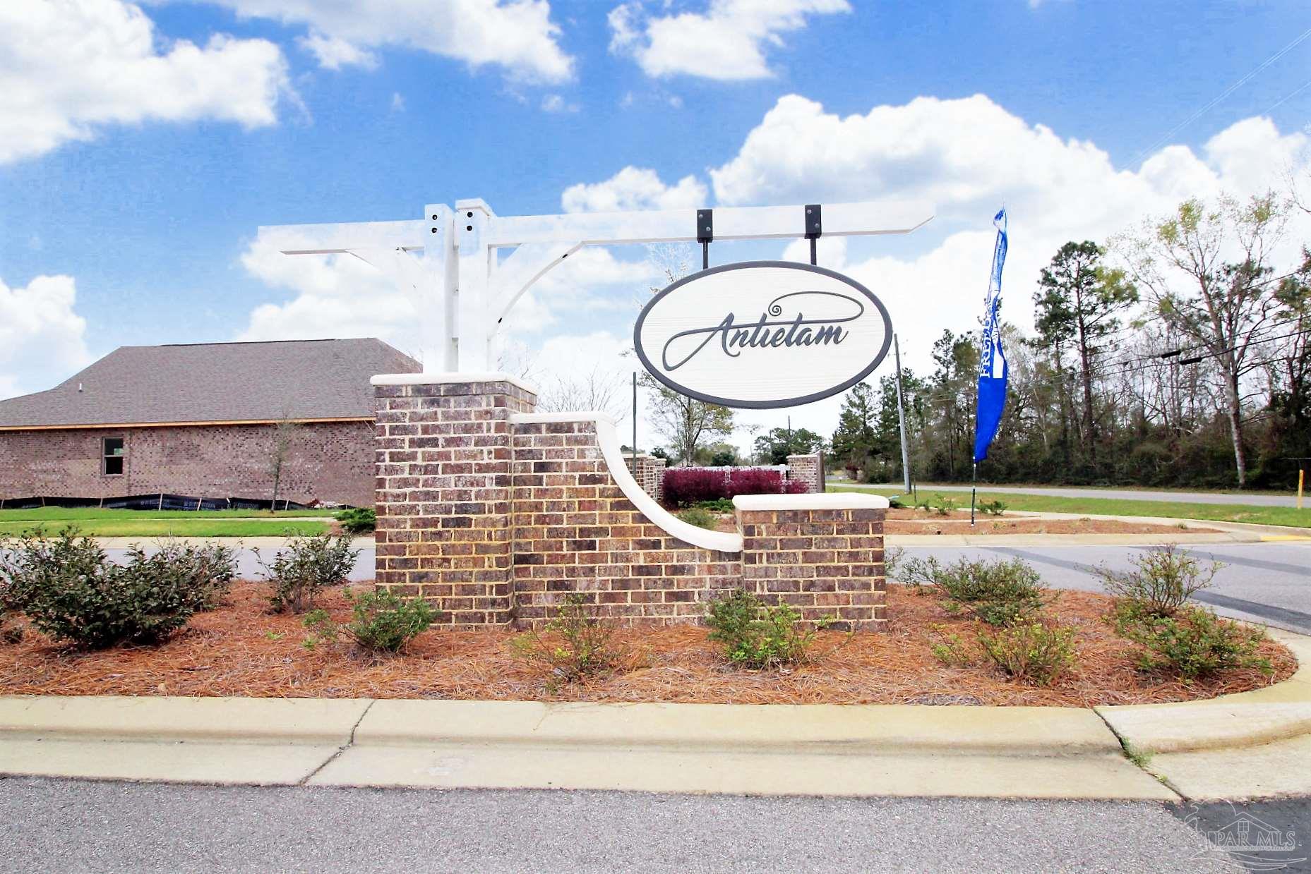 7720 Burnside Loop Pensacola, FL 32526 - Photo 2 of 28