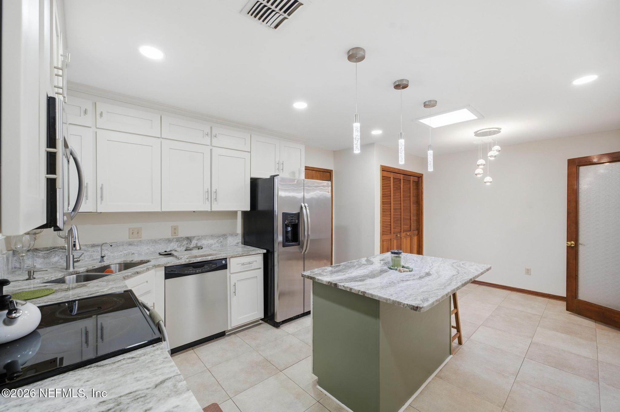 5404 Spring Brook Road Jacksonville, FL 32277 - Photo 4 of 25 PBD02943