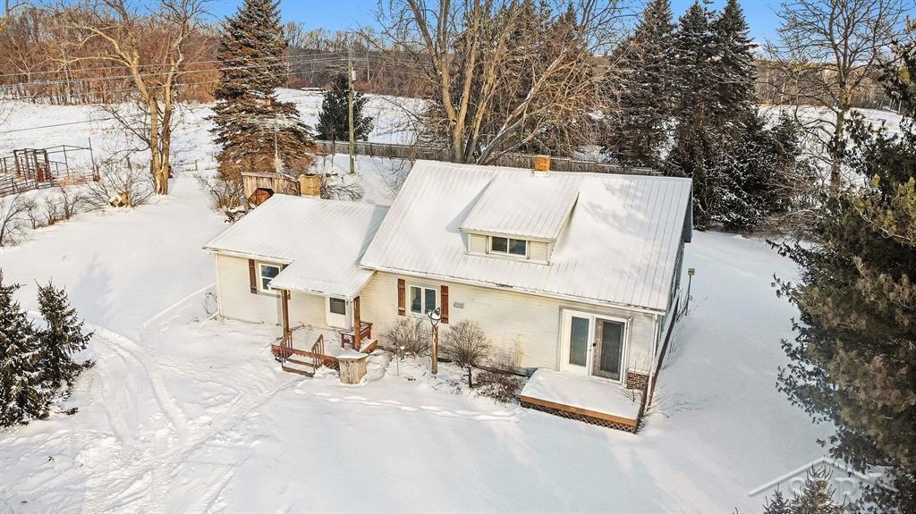 11851 North Crystal Road Vestaburg, MI 48891 - Photo 1 of 52
