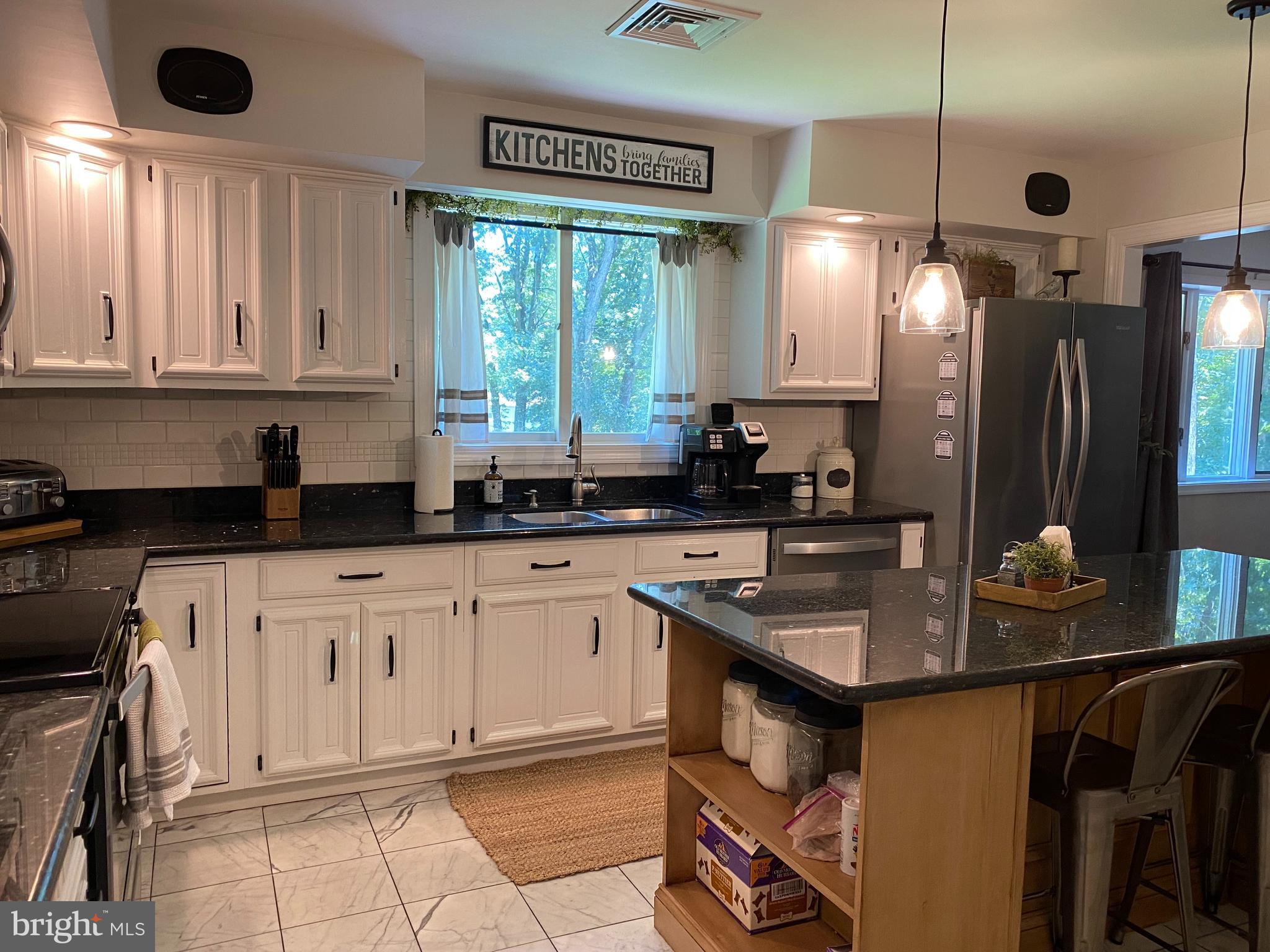 90 Grassy Lake Road Shamong, NJ 08088 - Photo 4 of 29