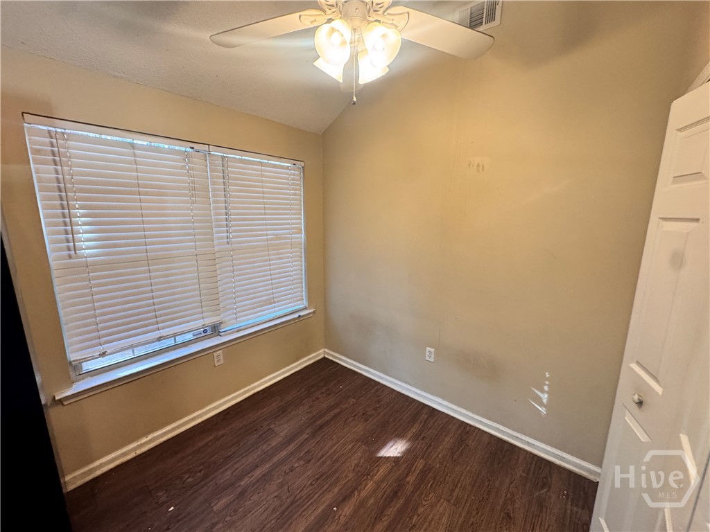 127 Parkview Road Savannah, GA 31419 - Photo 9 of 10