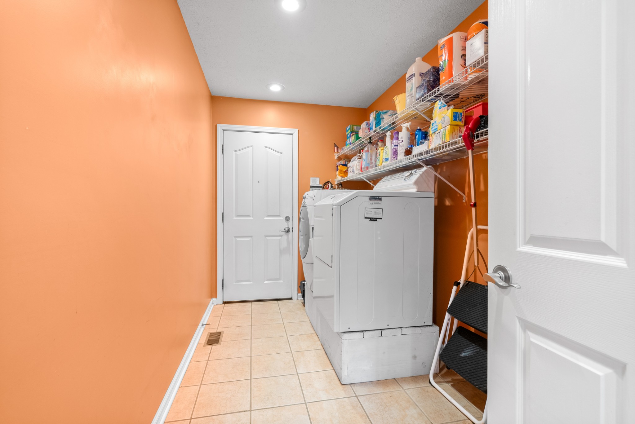 2105 Lock B Road North Clarksville, TN 37043 - Photo 18 of 30 a utility room with dryer and washer