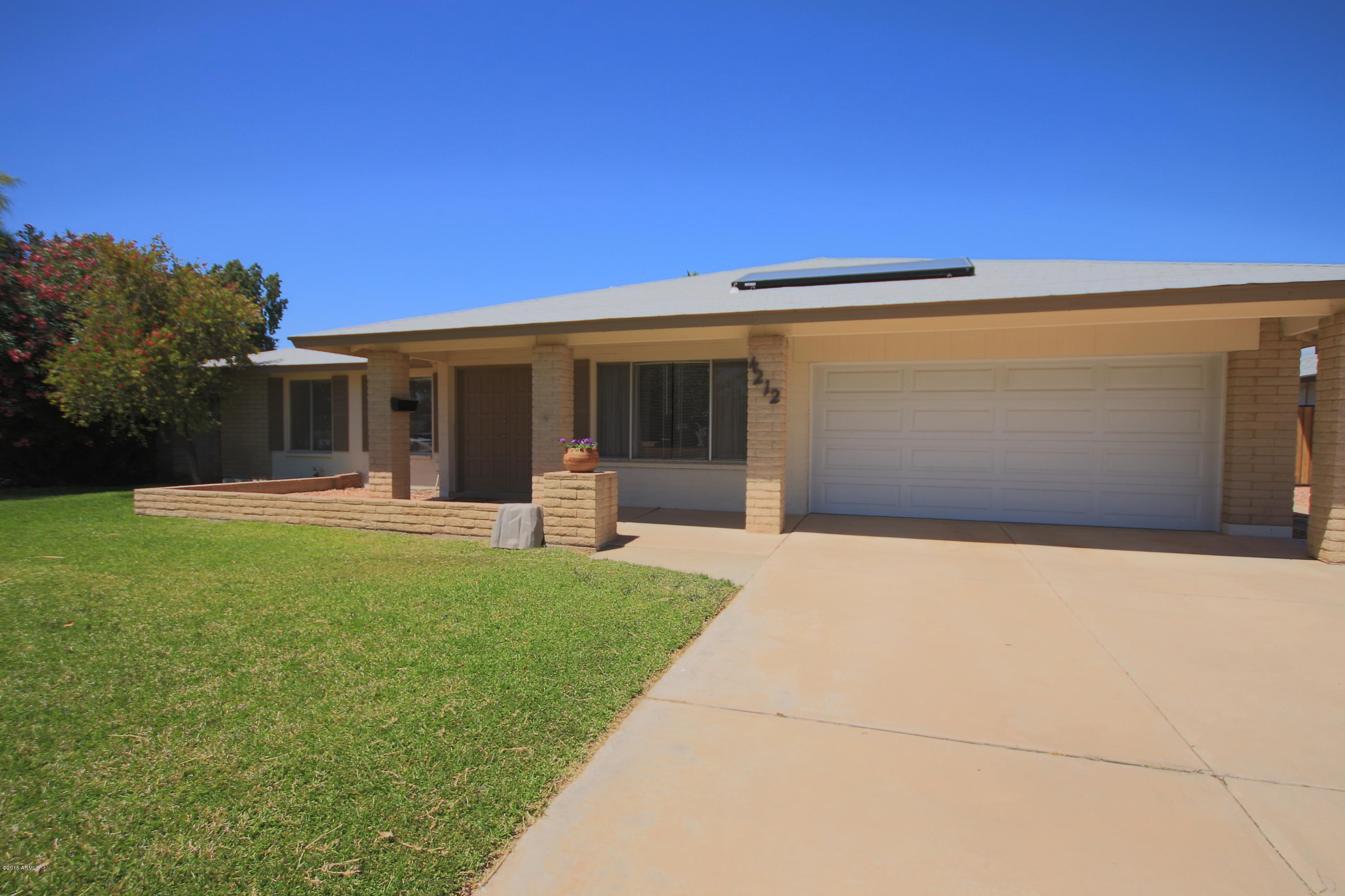 4212 West Hatcher Road Phoenix, AZ 85051 - Photo 3 of 28 IMG_2346