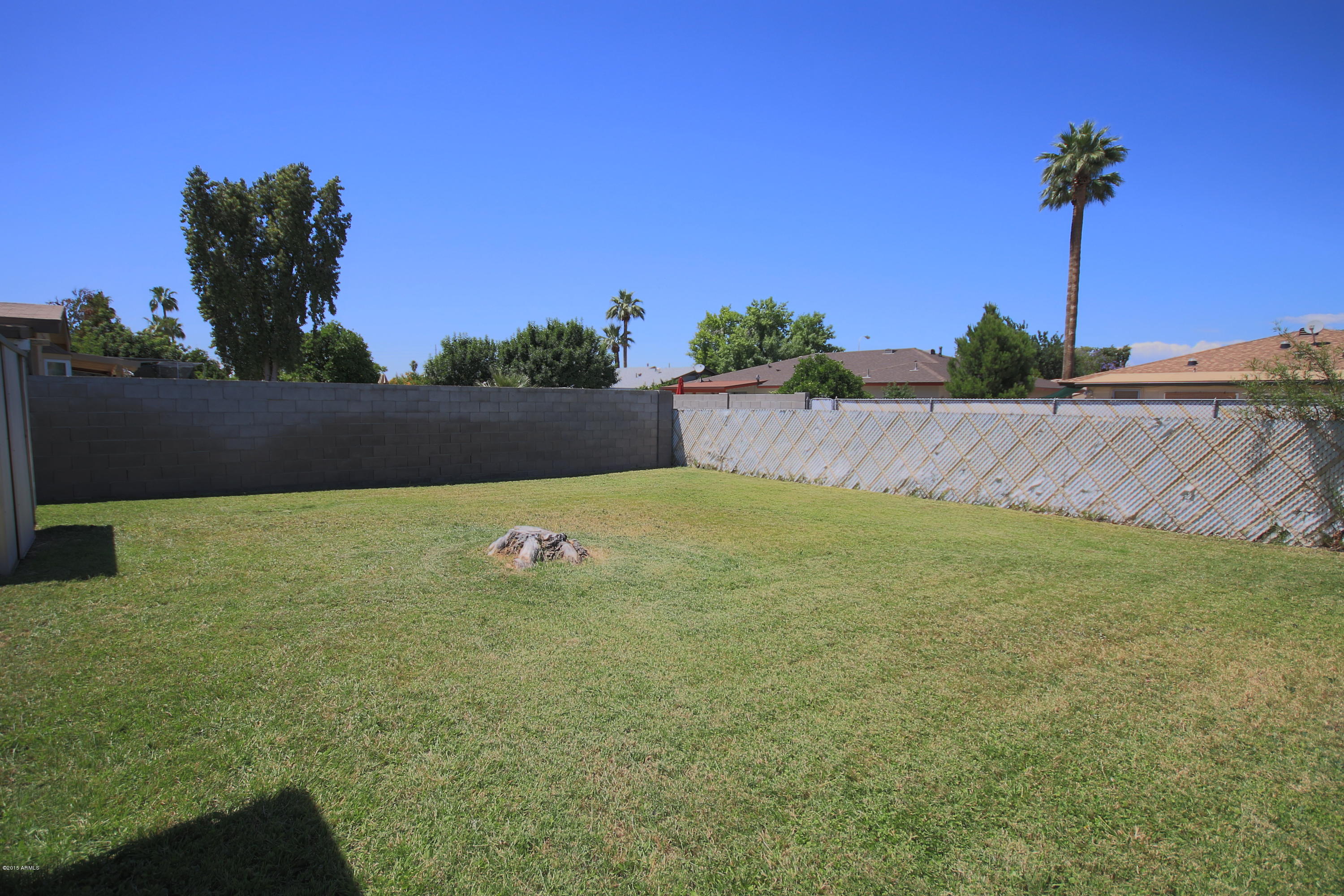 4212 West Hatcher Road Phoenix, AZ 85051 - Photo 8 of 28 IMG_2356