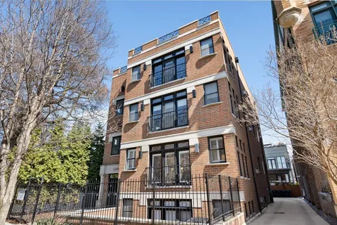 $699,000 | 1249 North Wolcott Avenue, Unit 2, Chicago, IL 60622