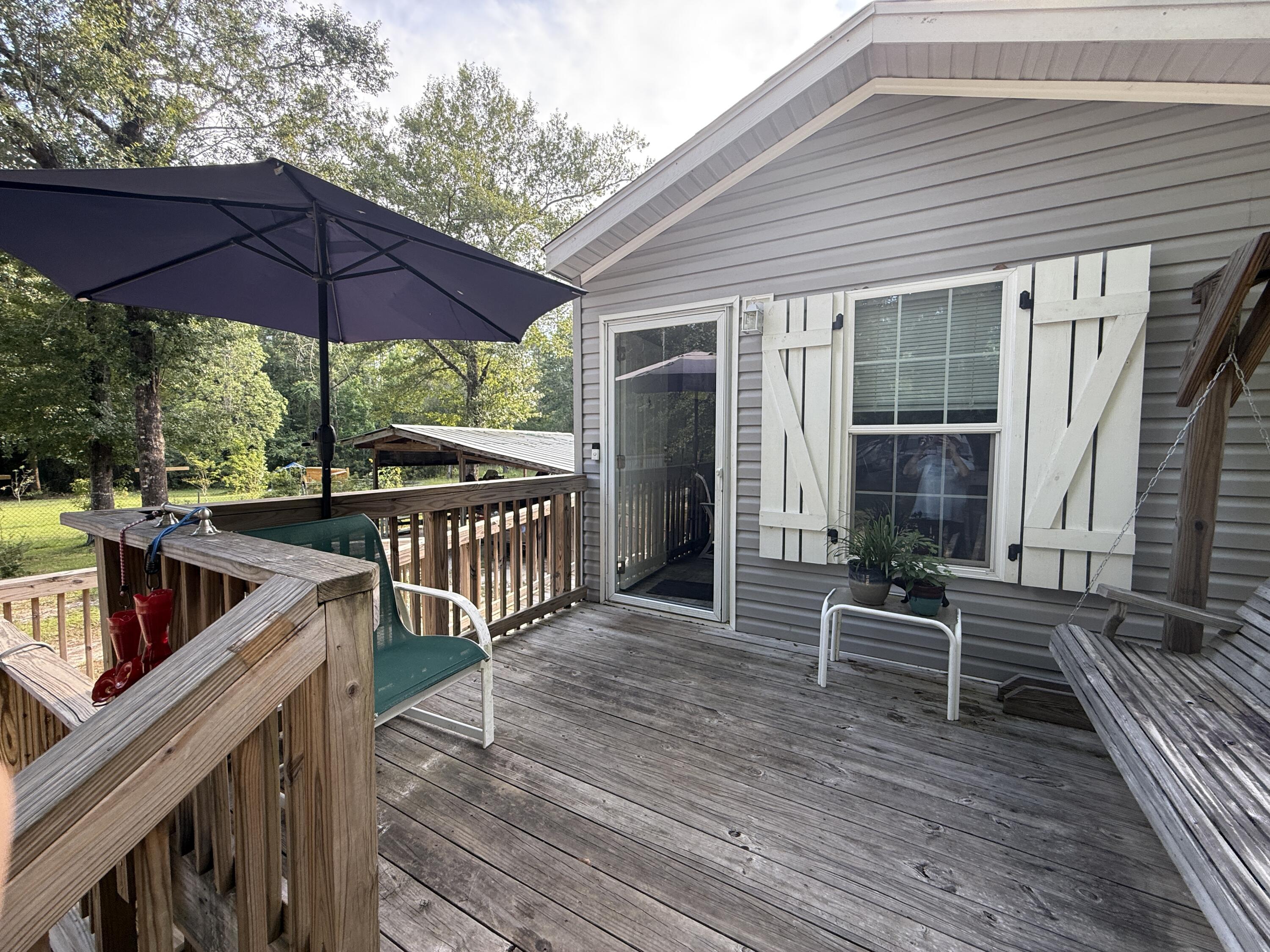 397 Phillips Drive Freeport, FL 32439 - Photo 6 of 25 IMG_9641