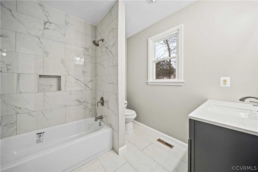 4125 Bronholly Road Chesterfield, VA 23832 - Photo 24 of 33 Gallery Image 24