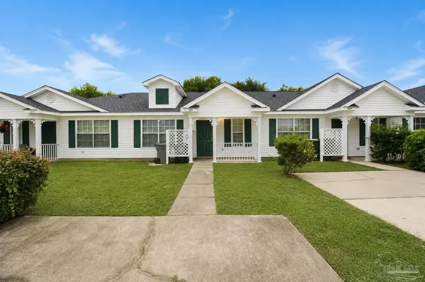 $1,295 | 309 Loveland Circle, Pensacola, FL 32526