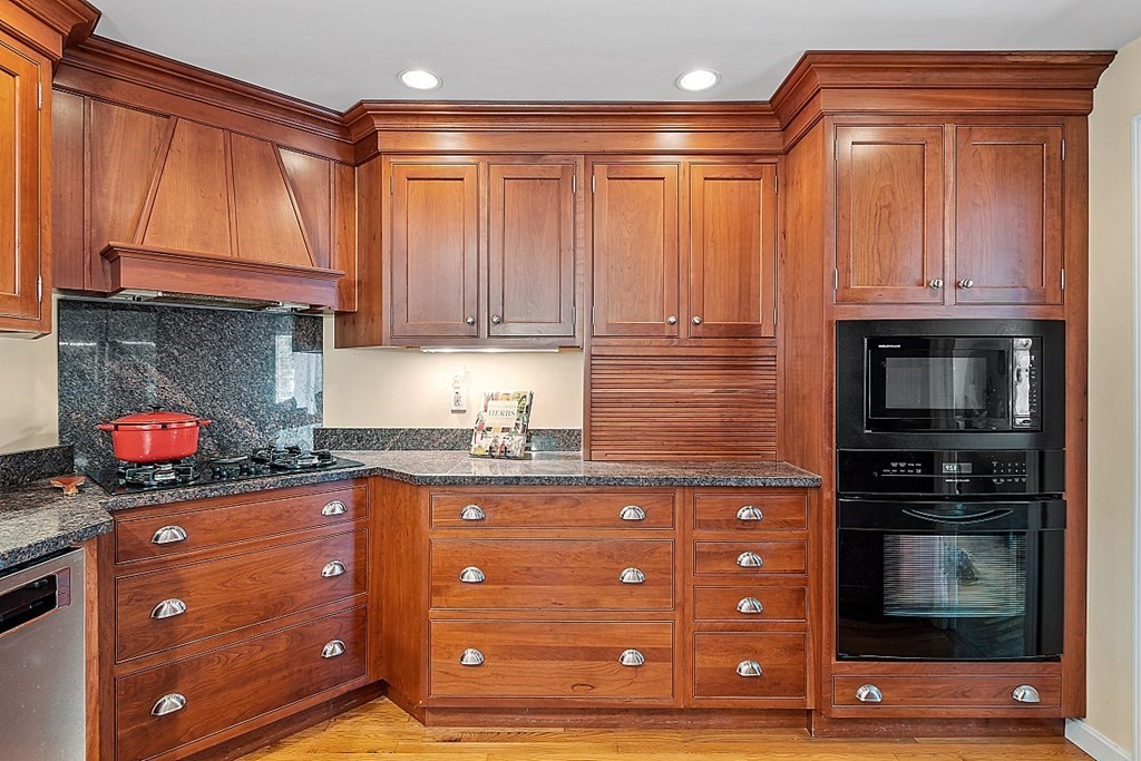 125 Partridge Road Billerica, MA 01821 - Photo 13 of 37 Gallery Image 13