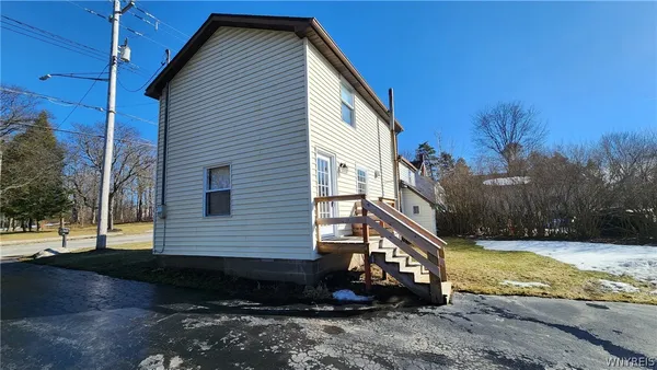 $349,900 | 5258 Chestnut Ridge Road, Orchard Park, NY 14127