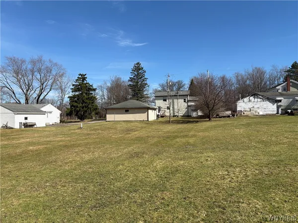 $349,900 | 5258 Chestnut Ridge Road, Orchard Park, NY 14127